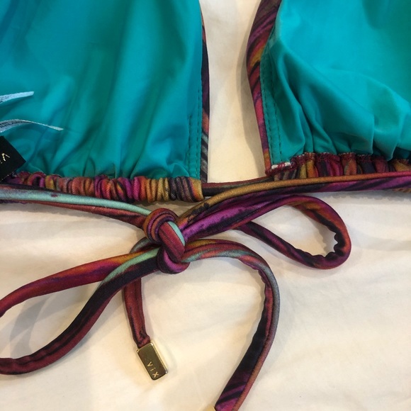 Everything but Water Bikini top! Exclusive suit - Picture 4 of 4